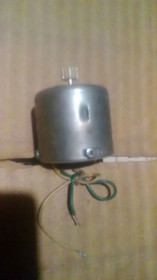 Інші радіокомпоненти Другие радиокомпоненты ^/--/^ Електродвигун -9 /--/ В від магнітофона.. ^_^^^ Электродвигатель 9 /--/ В от магнитофона - фото фото фото