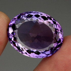 Аметист Аметист ^/--/^ Натуральный аметист 33.36 Ct. 25 /--/ x /--/ 20 /--/ mm ^_^^^ Натуральний аметист 33.36 Ct. 25 /--/ x /--/ 20 /--/ mm - фото фото фото