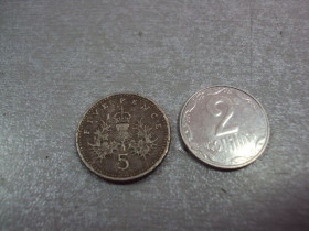 Єлизавета II (після ) Елизавета II (после ) ^/--/^ монета великобритания 5 пенсов 1991 №9588 ^_^^^ монета великобританія 5 пенсів 1991 No /--/ 9588 - фото фото фото