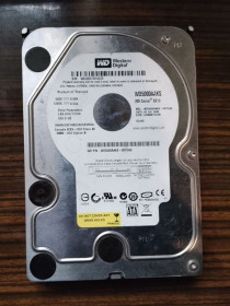 Жорсткі диски Жесткие диски ^/--/^ Жорсткий диск WD 500 /--/ GB SATA 3.5 ^_^^^ Жесткий диск WD 500 /--/ GB SATA 3. 5 5 - фото фото фото