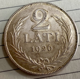 Латвія Латвия ^/--/^ Латвія. 2 лата 1926 р. Штемпельний блиск ^_^^^ Латвия. 2 лата 1926 г. Штемпельный блеск - фото фото фото