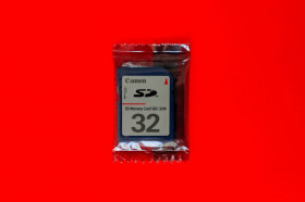 Карти пам'яті Карты памяти ^/--/^ Карта памяти флеш SD 32 MB Canon ^_^^^ Карта пам'яті флеш SD 32 MB Canon - фото фото фото