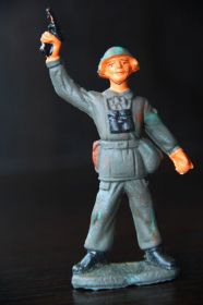 Фігурки, солдатики Фигурки, солдатики ^/--/^ солдат офицер ГДР 70-75 /--/ мм резина ^_^^^ солдат офіцер НДР 70-75 /--/ мм резина - фото фото фото