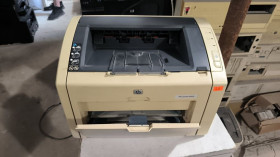 Принтери Принтеры ^/--/^ Принтер HP LaserJet 1022 /--/ n №40 ^_^^^ Принтер HP LaserJet 1022 /--/ n No /--/ 40 - фото фото фото