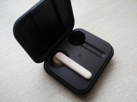 Bluetooth гарнітури Bluetooth гарнитуры ^/--/^ Беспроводные наушники Urbanista Stockholm ^_^^^ Бездротові навушники Urbanista Stockholm - фото фото фото