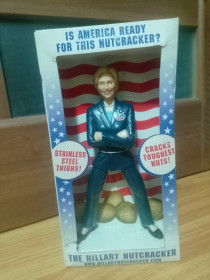 Сувенири Сувениры ^/--/^ сувенірний горіхокол «The Hillary Nutcracker» від 1 /--/ грн ^_^^^ Сувенирный орехокол The Hillary Nutcracker от 1 /--/ грн - фото фото фото