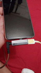 Шлейфи, перехідники Шлейфы, переходники ^/--/^ Аудио-адаптер USB-C на наушники 3.5 мм + порт для зарядки новый ^_^^^ Аудіо-адаптер USB-C на навушники 3.5 мм + порт для зарядки новий - фото фото фото