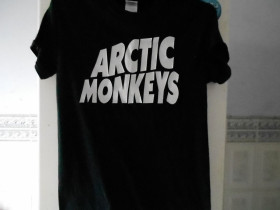 Футболки, майки Футболки, майки ^/--/^ Футболка &amp;quot;Arctic Monkeys&amp;quot;  (100% cotton, S, Haiti) ^_^^^ Футболка &amp;quot;Arctic Monkeys &amp;quot; (100% cotton, S, Haiti) - фото фото фото