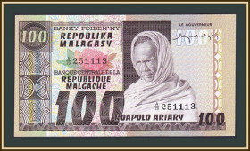 Мадагаскар Мадагаскар ^/--/^ Мадагаскар 100 франков 1974 P-63  (63 /--/ a) UNC ^_^^^ Мадагаскар 100 франків 1974 P-63 (63 /--/ a) UNC - фото фото фото