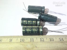 Конденсатори Конденсаторы ^/--/^ Конденсатор SANYO 1800 /--/ мкФ 16 /--/ В 1800 /--/ uF 16 /--/ V 105 /--/ С 1 /--/ шт - лот - фото фото фото