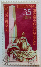 НДР, ФРН ГДР, ФРГ ^/--/^ ГДР 1977 Советский монумент в Берлине, гашеная ^_^^^ 1977 Радянський монумент в Берліні, гашена - фото фото фото