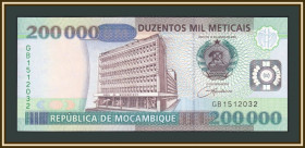 Мозамбік Мозамбик ^/--/^ Мозамбик 200000 метикалов 2003 P-141 UNC ^_^^^ Мозамбік 200000 метикалів 2003 P-141 UNC - фото фото фото