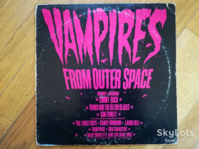 Платівки Пластинки ^/--/^ Vampires from outer space-Vol. One-Ex., США - фото фото фото
