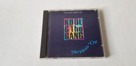 Музичні диски Музыкальные диски ^/--/^ Kool &amp; The Gang Steppin&amp;apos; Out CD фірмовий ^_^^^ Kool &amp; The Gang Steppin&amp;apos; Out CD фирменный - фото фото фото