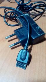 Зарядні пристрої Зарядные устройства ^/--/^ Зарядные устройства 2 /--/ шт. НЕИСПРАВНЫЕ ^_^^^ Зарядні пристрої 2 /--/ шт. Невиправні - фото фото фото