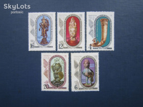 СРСР - СССР - ^/--/^ 5 марок СССР 1969 искусство народов Востока MNH 1 марка пожелтение ^_^^^ 5 марок СРСР 1969 мистецтво народів Сходу MNH /--/ 1 марка пожовтіння - фото фото фото