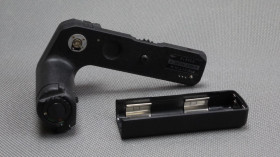 Вінтажні фотоапарати Винтажные фотоаппараты ^/--/^ Моторный привод Pentax Winder ME II для плёночных фотокамер Pentax ME-F, ME Super, ME, MG, MV-1, program Вживане ^_^^^ моторний привід Pentax Winder ME II для плівкових фотокамер Pentax ME-F, ME Super, ME, MG, MV-1, program - фото фото фото