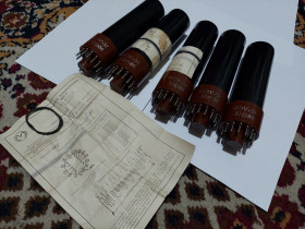 Радіолампи Радиолампы ^/--/^ Фотоэлектронный умножитель ФЭУ-37, Редкость! Смотрите фото/описание. Лот 1 шт. В коллекцию в работу. Одна партия. ^_^^^ Фотоелектронний помножувач ФЕУ-37, рідкісність! Дивіться фото / опис. Лот 1 шт. До колекції в роботу. Одна партія. - фото фото фото