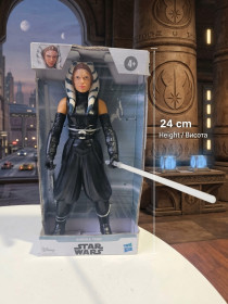 Сувенири Сувениры ^/--/^ Ігрова фігурка Star Wars Ahsoka Tano   (Асока Тано) 24 см з аксесуарами ​Колекційна фігурка Асока Тано «Зоряні Війни» 24 см   (рухома, 2 мечі) ​Фігурка Star Wars «Ahsoka Tano» 24 см з світловими мечами. Від 1 /--/ грн. - фото фото фото
