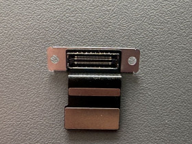 Шлейфи Шлейфы ^/--/^ Шлейф матриці для ноутбука Apple MacBook Pro A /--/ 1706 / A /--/ 1989 / A /--/ 2251 Original ^_^^^ Шлейф матрицы для ноутбука Apple MacBook Pro A /--/ 1706 / A /--/ 1989 / A /--/ 2251 Original - фото фото фото