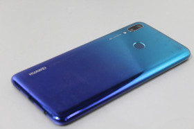 Huawei Huawei ^/--/^ Смартфон №2624 Huawei P Smart  POT-LX /--/ 1 3/64 /--/ GB ^_^^^ Смартфон No /--/ 2624 Huawei P Smart POT-LX /--/ 1 3/64 /--/ GB - фото фото фото