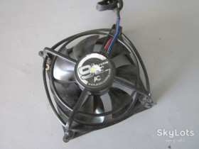 Системи охолодження Системы охлаждения ^/--/^ Кулер Arctic Cooling 9 /--/ L 92 /--/ х /--/ 92 Вентилятор 12 /--/ В 3 /--/ pin На амортизаторах Охолодження ^_^^^ Кулер Arctic Cooling 9 /--/ L 92 /--/ х /--/ 92 Вентилятор 12 /--/ В 3 /--/ pin На амортизаторах Охлаждения - фото фото фото