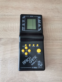 Інші моделі Другие модели ^/--/^ Электронная игра тетрис Brick Game E-9999 из 90-Х ^_^^^ Електронна гра тетрис Brick Game E-9999 з 90-х - фото фото фото