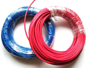 D-принтери D-принтеры ^/--/^ Трубка тефлонова PTFE 1.9 /--/ х /--/ 4 мм ^_^^^ Трубка тефлоновая PTFE 1.9 /--/ х /--/ 4 мм - фото фото фото