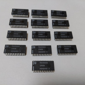 Мікросхеми Микросхемы ^/--/^ Микросхеми TDA /--/ 3590 /--/ A Philips, новые, одна партия, лот 1 шт! Смотрите фото/описание. Редкость. ^_^^^ Мікросхемі TDA /--/ 3590 /--/ A Philips, нові, одна партія, лот 1 шт! Дивіться фото / опис. Рідкісність. - фото фото фото