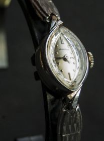 Годинники Часы ^/--/^ ⏰Часы Longines 1972 /--/ года.ОРИГИНАЛ! 10 /--/ к. ^_^^^ Годинник Longines 1972 року. Оригінал! 10 /--/ к. - фото фото фото