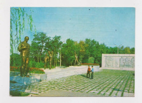 СРСР СССР ^/--/^ ДУНАЇВЦІ - ДУНАЕВЦЫ = Хмельницька обл. - МЕМОРІАЛ = 1974 р. = МІНДЕЛЬ = п/п = тираж 50 тис. &amp; ^_^^^ ДУНАЕВЦЫ - Хмельницкая обл. - МЕМОРИАЛ = 1974 г. = МИНДЕЛЬ = п/п = тираж 50 тыс. &amp; - фото фото фото