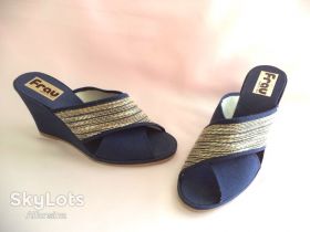 Босоніжки Босоножки ^/--/^ Новые шикарные мюли на танкетке на 38 ^_^^^ Нові мюлі на танкетці на 38 - фото фото фото