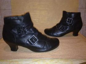Черевики Ботинки ^/--/^ БОТИНКИ = HUSH PUPPIES=100%НАТ.КОЖА ВЬЕТНАМ 41-42 /--/ р ^_^^^ Ботінки = HUSH PUPPIES=100%НАТ.КОЖА В'єтнам 41-42 /--/ р - фото фото фото