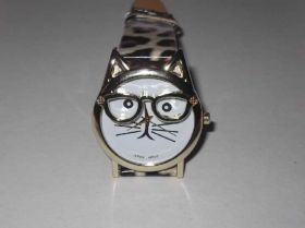 Наручні годинники Наручные часы ^/--/^ Часы наручные с котиком в очках котэ золотистые ^_^^^ Годинники наручні з котиком в окулярах коте золотисті - фото фото фото