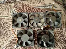 Системи охолодження Системы охлаждения ^/--/^ Вентилятор кулер cooler охлаждение 24 /--/ В 24 /--/ V 80 /--/ х /--/ 80 мм ^_^^^ Вентилятор кулер cooler охолодження 24 /--/ В 24 /--/ V 80 /--/ х /--/ 80 мм - фото фото фото