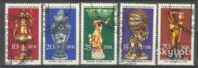 Мистецтво Искусство ^/--/^ ГДР 1976 декоративное искусство музеи Mi 2171-2175 ^_^^^ НДР 1976 декоративне мистецтво музеї Mi 2171-2175 - фото фото фото
