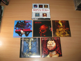 Музичні диски Музыкальные диски ^/--/^ SEPULTURA - The Complete Collection 1987-1996  (2013 Roadrunner 5 /--/ CD BOX) ^_^^^ SEPULTURA - The Complete Collection 1987-1996 (2013 Roadrunner 5 /--/ CD BOX) - фото фото фото