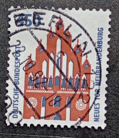 Архітектура Архитектура ^/--/^ Германия 1992 г - Достопримечательности. Новые ворота, Нойбранденбург, гаш ^_^^^ Німеччина 1992 р. - пам'ятки. Нові ворота, Нойбранденбург, гаш - фото фото фото