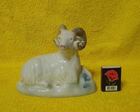Статуетки, Скульптури, Фігурки, Фарфор Статуэтки, Скульптуры, Фигурки, Фарфор ^/--/^ Фарфоровая фигура &amp;quot;Архар&amp;quot;, Городница, 50-е гг. СССР. ^_^^^ Фарфорова фігура &amp;quot; Архар &amp;quot;, Городниця, 50-і рр. СРСР. - фото фото фото
