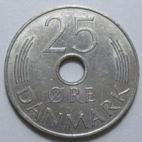 Данія Дания ^/--/^ Данія 25 ере 1975 року 41505 ^_^^^ Дания 25 эре 1975 года 41505 - фото фото фото