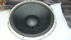 Динаміки Динамики ^/--/^ Один низкочастотный динамик Pioneer PW -301 /--/ A. ^_^^^ Один низькочастотний динамік Pioneer PW -301 /--/ A. - фото фото фото