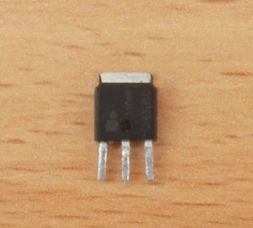 Мікросхеми Микросхемы ^/--/^ 4 /--/ N /--/ 60 AOU /--/ 4 /--/ N /--/ 60 TO-251 N-канал MOSFET 600 /--/ V 4 /--/ A - фото фото фото