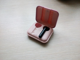 Bluetooth гарнітури Bluetooth гарнитуры ^/--/^ Беспроводные наушники Happy Plugs Air 1 Plus ^_^^^ Бездротові навушники Happy Plugs Air 1 Plus - фото фото фото