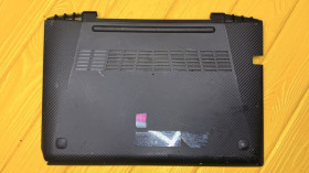 Корпуса Корпуса ^/--/^ Нижня кришка Lenovo Ideapad Y /--/ 40-70   (1071) ^_^^^ Нижняя крышка Lenovo Ideapad Y /--/ 40-70 (1071) - фото фото фото