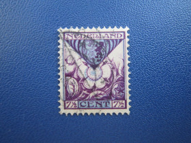 Бенілюкс Бенилюкс ^/--/^ Марка Нідерланди 1925 захист дітей 7.5 центів гаш КЦ 6 $ ^_^^^ Марка Нидерланды 1925 защита детей 7.5 центов гаш КЦ 6 $ - фото фото фото