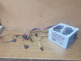 Блоки живлення Блоки питания ^/--/^ Блок живлення 420 Ватт POWER  LC /--/ 420 /--/ H-12 ^_^^^ Блок питания 420 Ватт POWER LC /--/ 420 /--/ H-12 - фото фото фото