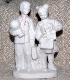 Статуетки, Скульптури, Фігурки, Фарфор Статуэтки, Скульптуры, Фигурки, Фарфор ^/--/^ Статуэтка. Девочка и Мальчик. Глобус и Букварь. Фарфор Дети. Фигурка Счастливое Детство. Post USSR ^_^^^ Статуетка. Дівчинка і хлопчик. Глобус і Буквар. Фарфор Діти. Щасливе дитинство. Post USSR - фото фото фото