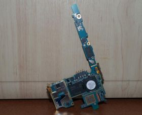 Системні та дисплейні плати Системные и дисплейные платы ^/--/^ Samsung I /--/ 9100 системная плата - неисправная. ^_^^^ Samsung I /--/ 9100 системна плата - несправна. - фото фото фото