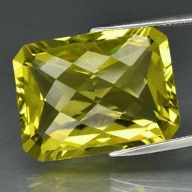 Кварц Кварц ^/--/^ Лимонный  кварц  32.64 ct   23.6 /--/ x /--/ 18.2 mm ^_^^^ Лимонний кварц 32.64 ct 23.6 /--/ x /--/ 18.2 mm - фото фото фото