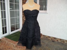 Сукні Платья ^/--/^ Prom (44/46 /--/ р) Шикарное платье известной фирмы BCBG MAXAZRIA НОВОЕ ^_^^^ Prom (44/46 /--/ р) Шикарна сукня відомої фірми BCBG MAXAZRIA НОВЕ - фото фото фото